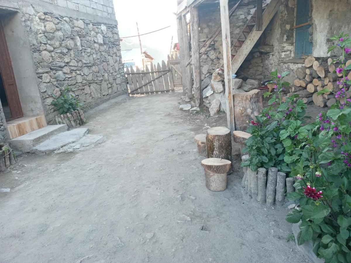 Stone House Marexi Hotell Adishi Exteriör bild