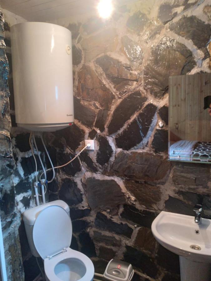 Stone House Marexi Hotell Adishi Exteriör bild
