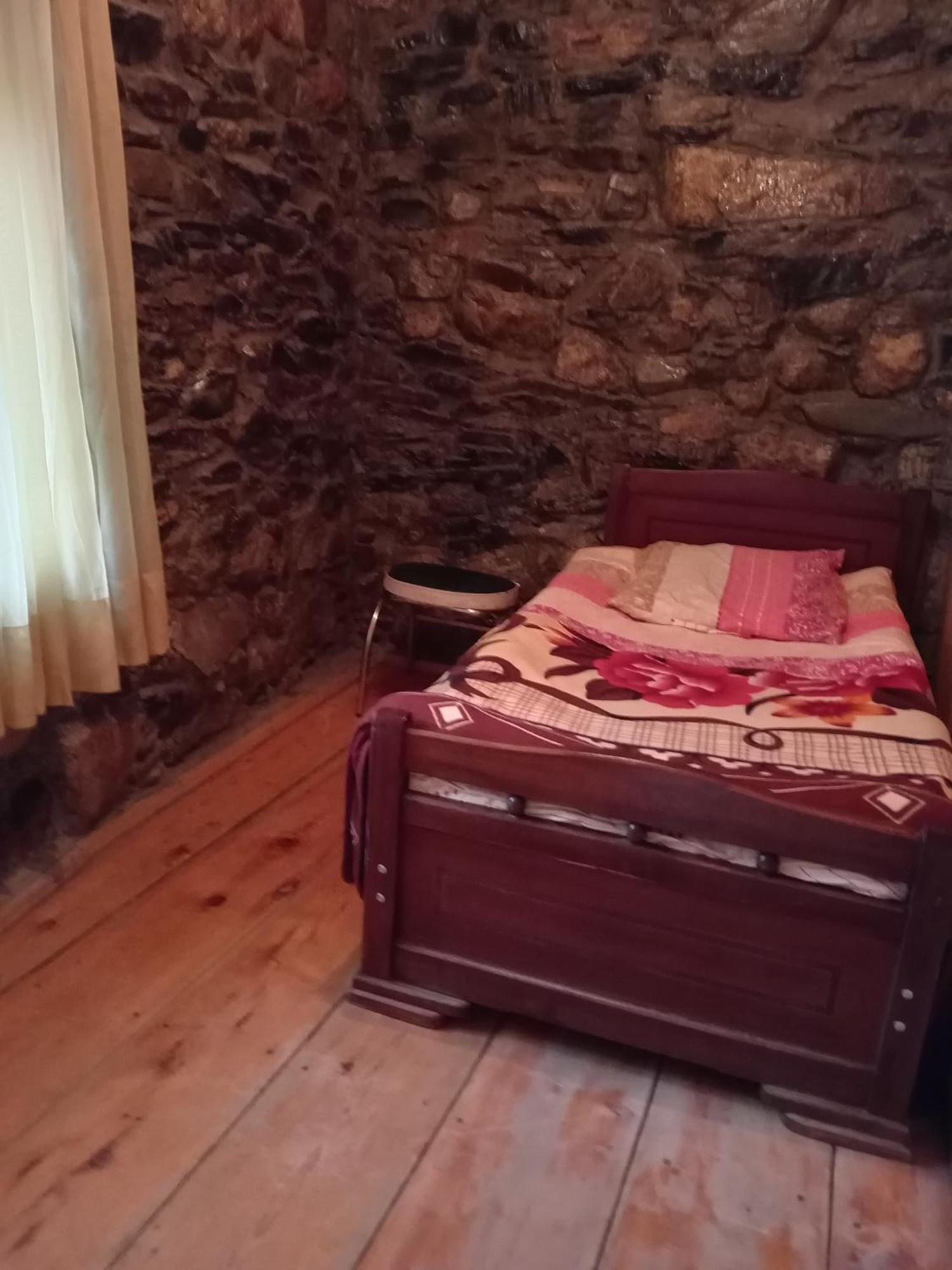 Stone House Marexi Hotell Adishi Exteriör bild
