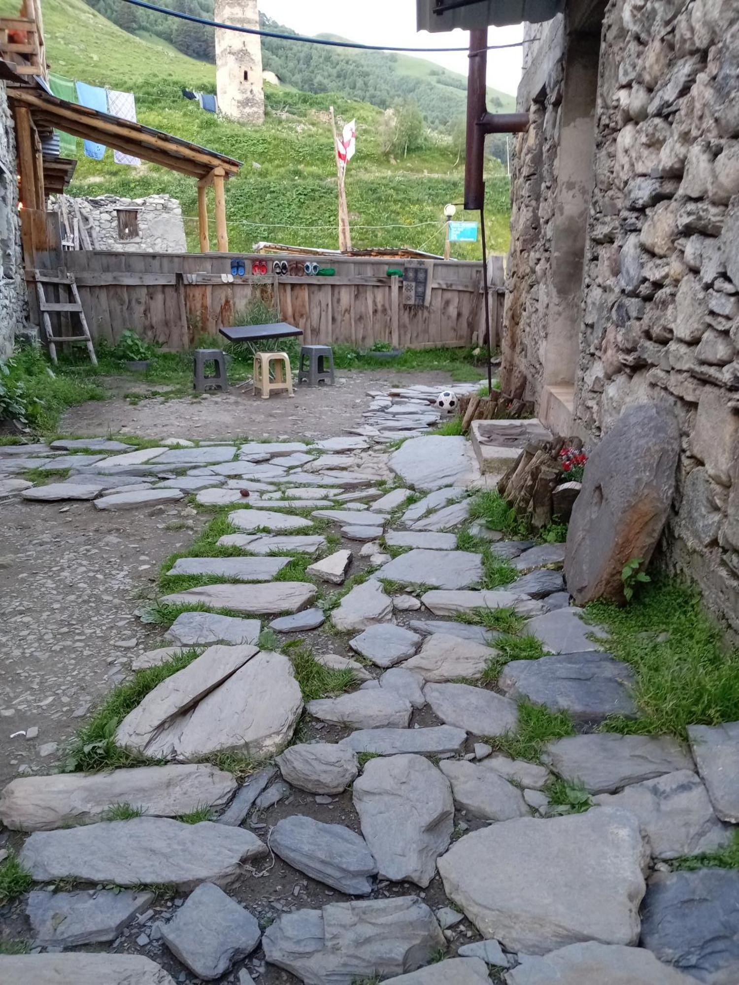 Stone House Marexi Hotell Adishi Exteriör bild