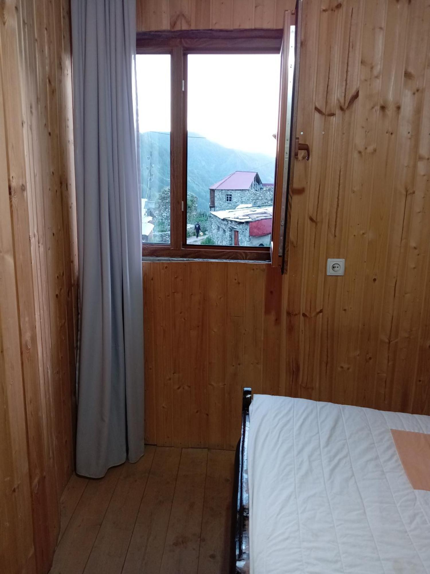 Stone House Marexi Hotell Adishi Exteriör bild